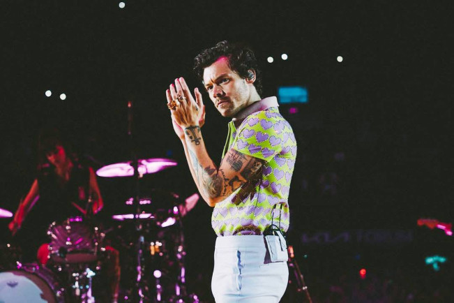 Ada Harry Styles saat Paus Leo XIV Sapa Umat Pertama Kali di St. Peter Basilica